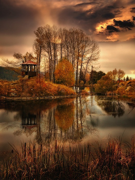 Autumn Lake, Bulgaria