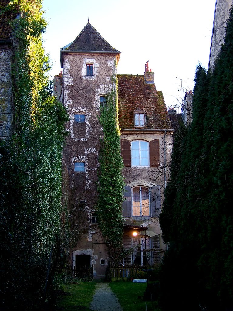 Maison ancienne en Gray, Franche-Comte / France